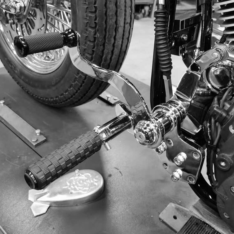 FORWARD CONTROLS KITS WITH PEGS - Image 7