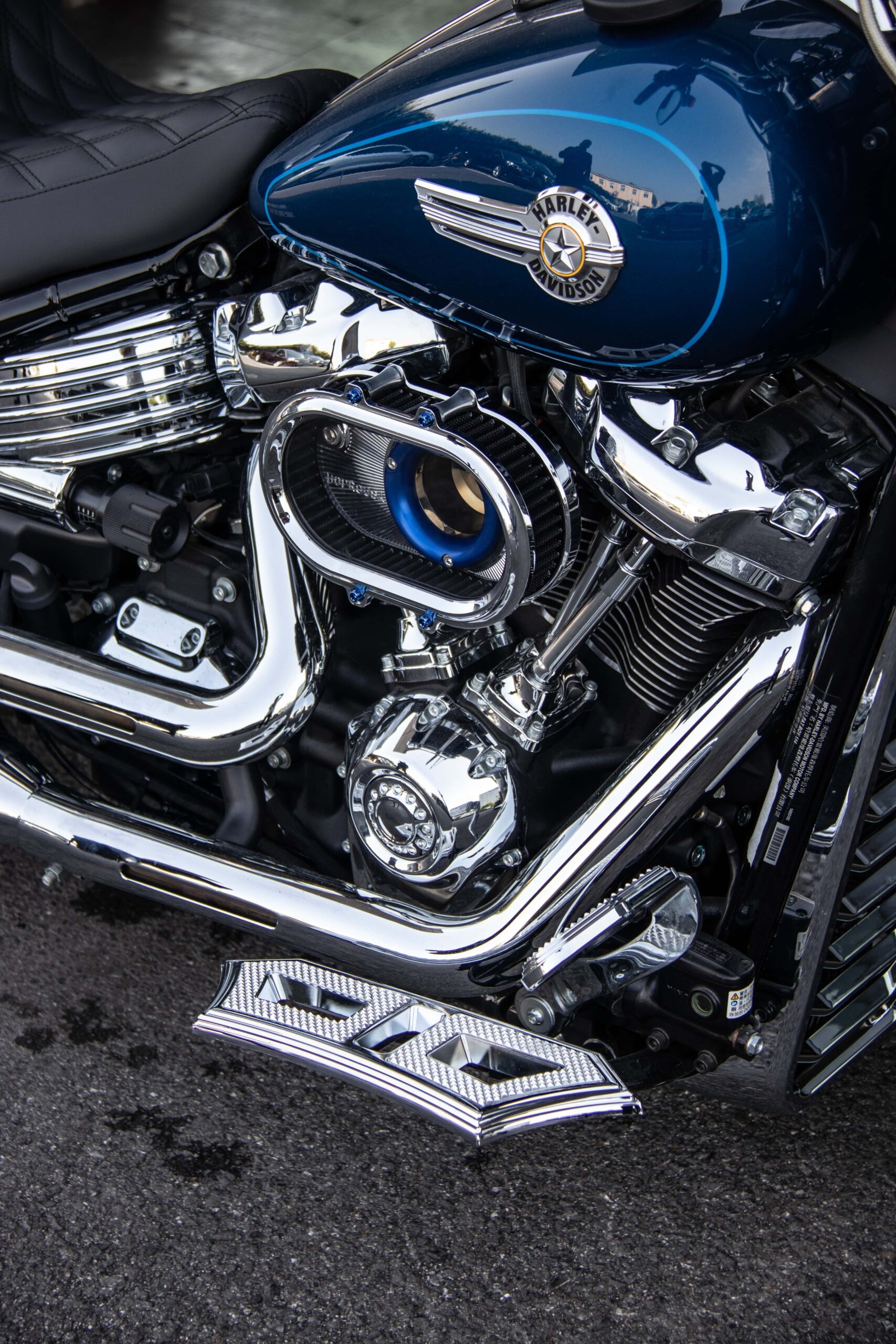 Hopero Rider FootBoards for 1986-2024 Touring Street Glide Road Glide Dyna Chrome Battle Axe Diamond Hollow-out - Image 3