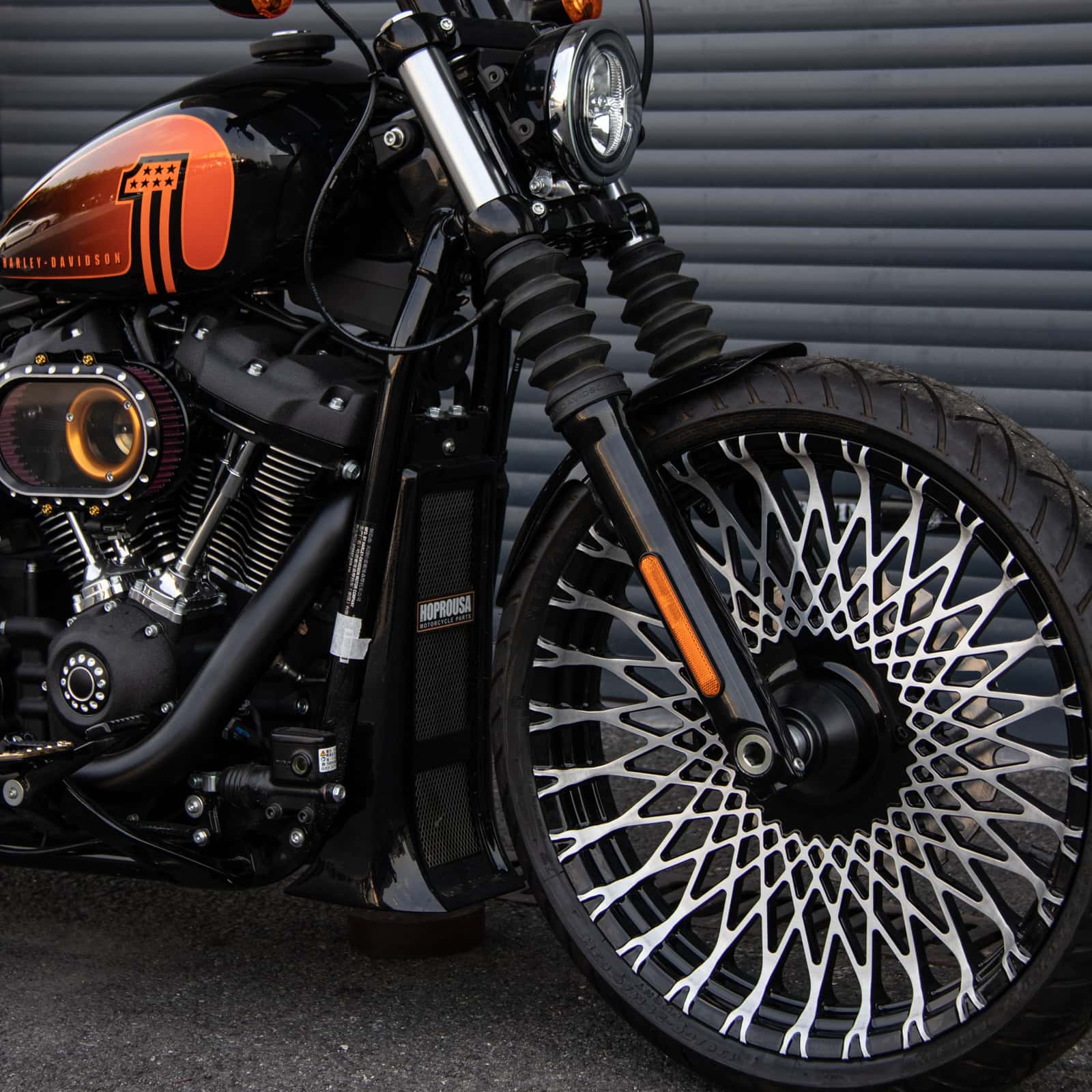Custom Motorcycle Cast Forged Spider Spokes Rear Front Wheels Rims for 2018-2024 Harley Street Bob Softail Fat Boy Breakout - Image 9