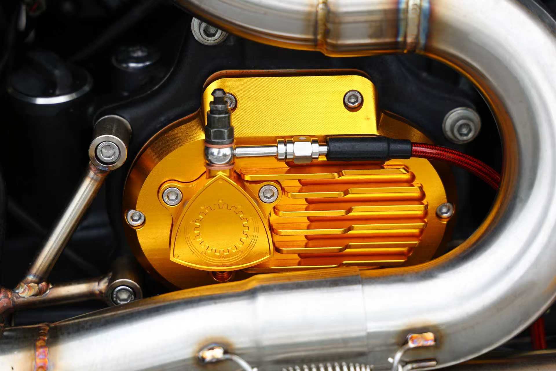 Customized Aluminum Cable Clutch Transmission Side Cover for Harley Touring Models (2021–2024) | Twin Cam & M8 Engines (2006–2024) | Multiple Color Options - Image 10