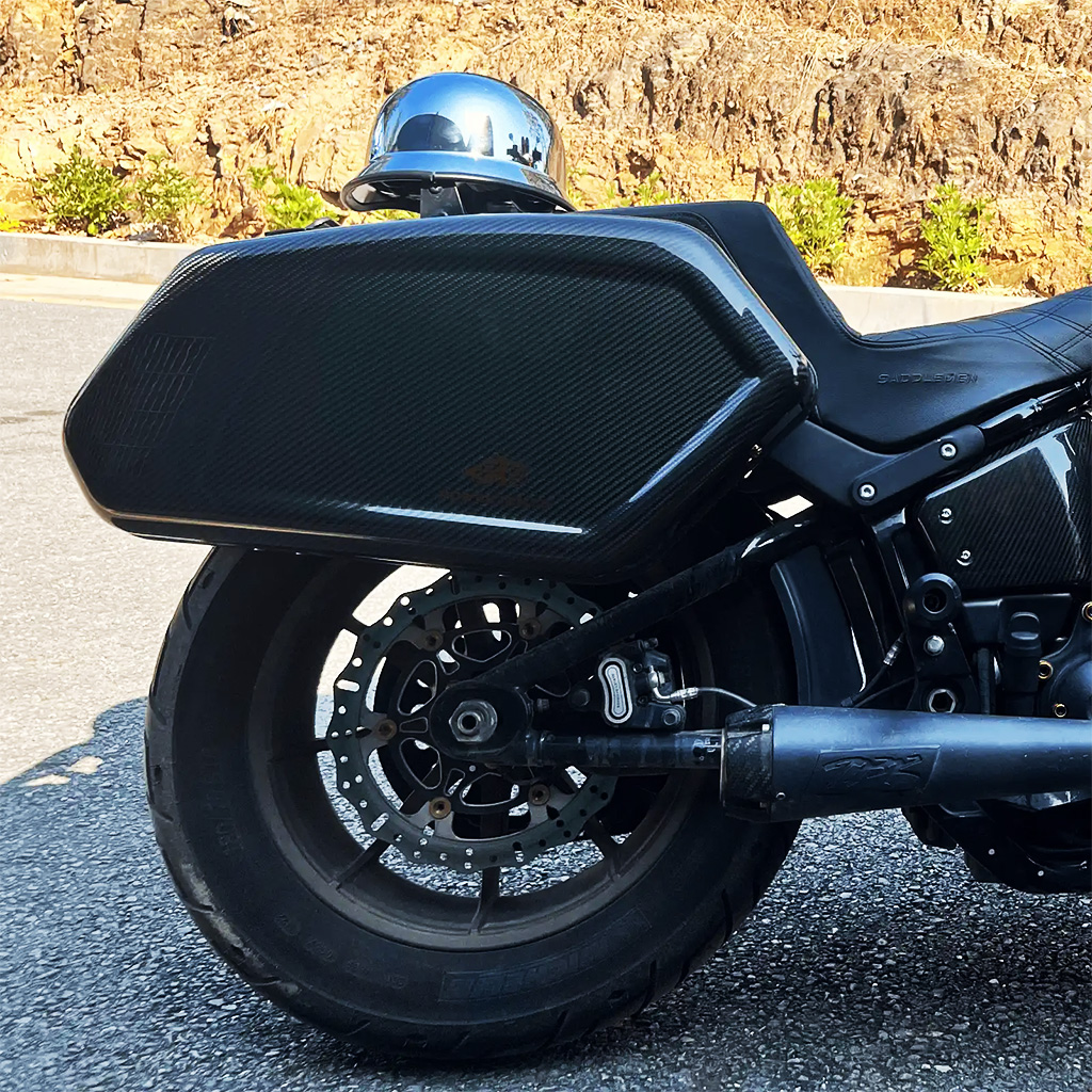 Carbon Fiber Saddlebags for Harley Softail Models 2018–2024 - Image 7