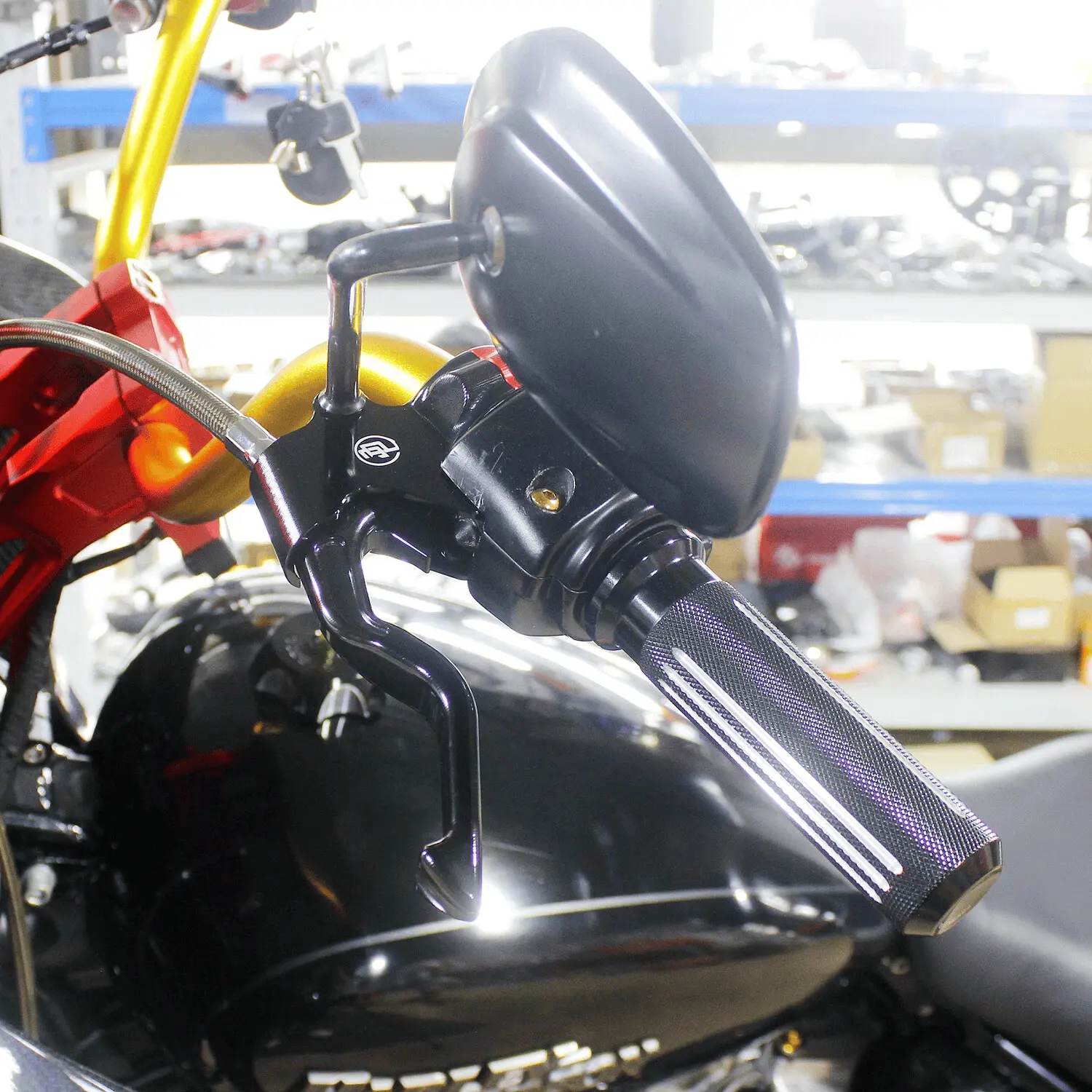 Black Easy Pull Clutch Brake Hand Control Levers for Harley 2018-Later Softail - Image 5