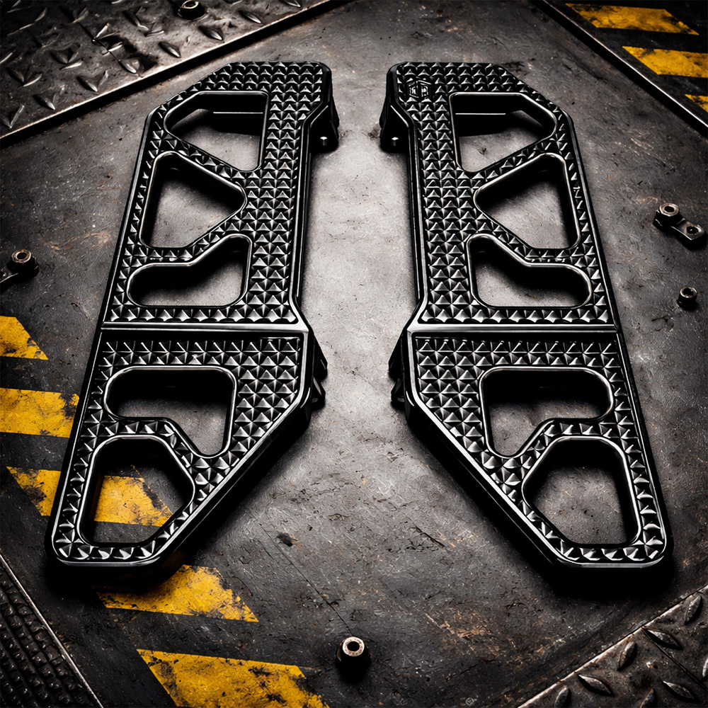 OFFRAMP STRIKE DECK™ Rider Footboards – CNC-Machined Black Finish for Harley Touring & Softail Models - Image 9